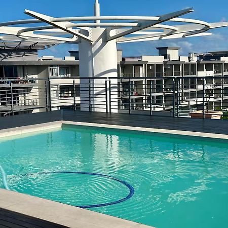 Stunning 2 Bed - Rooftop Braai Area - Sunset Views Durban Exterior foto